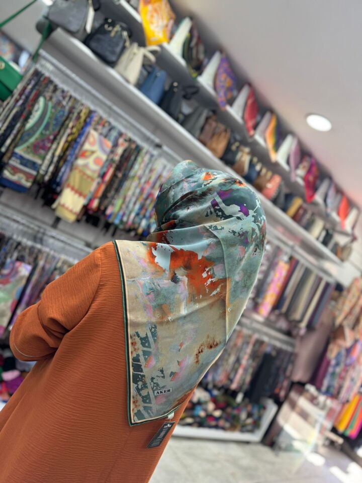 Aker İpek Eşarp - 2025 İlkbahar-Yaz - 8989701-351 - Sura