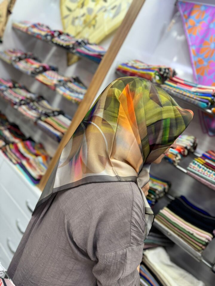 Aker İpek Eşarp - 2025 İlkbahar-Yaz - 9043701-331 - Sura