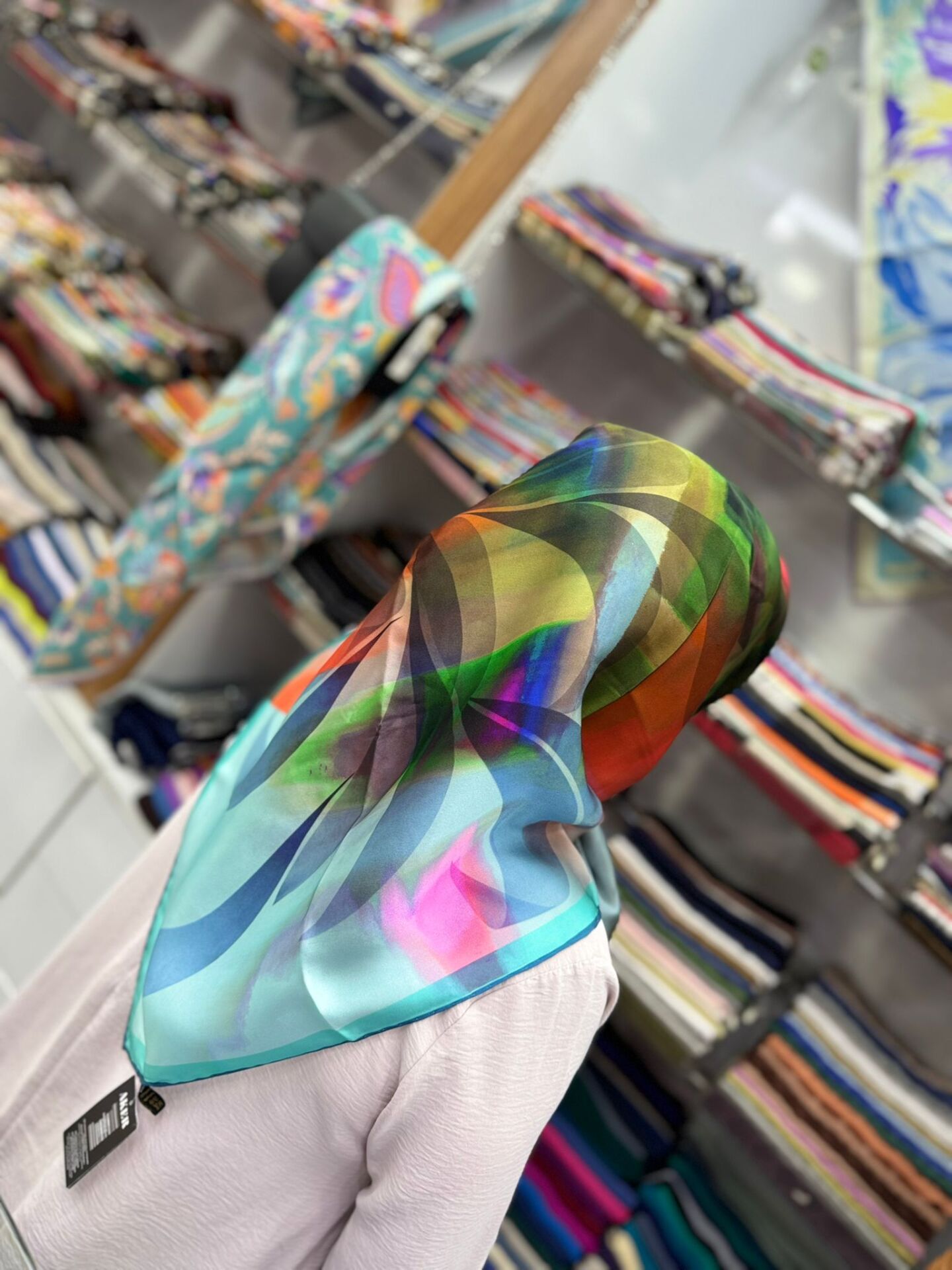 Aker İpek Eşarp - 2025 İlkbahar-Yaz - 9043701-322 - Sura