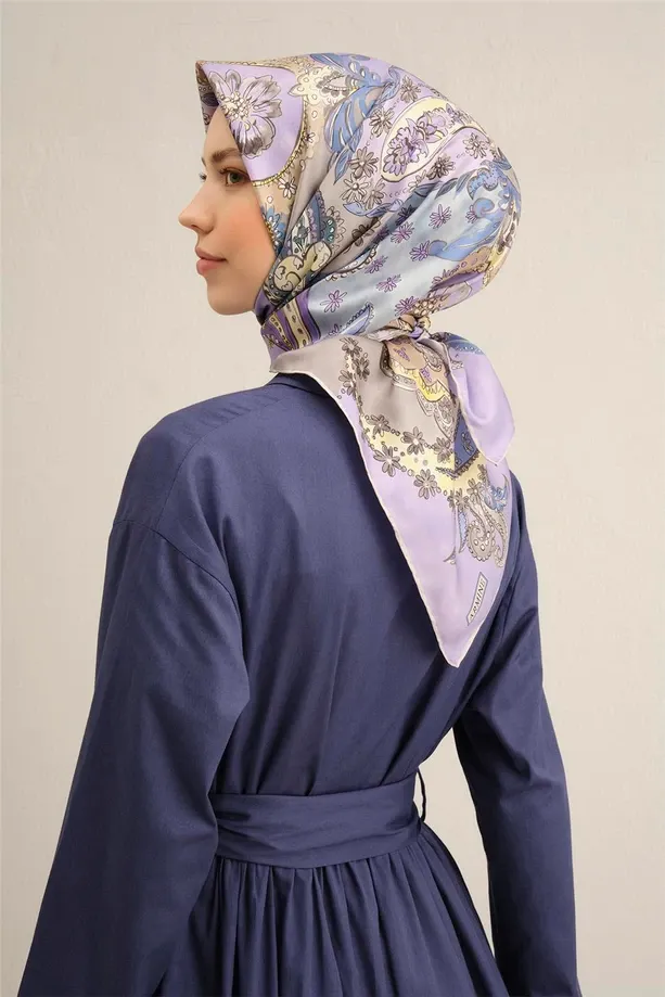 Armine İpek Eşarp 2025 İlkbahar-Yaz - 9338D-82 - Tivil