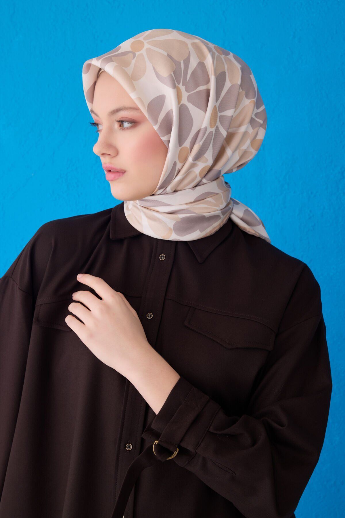 Belli İpek Eşarp 2025 İlkbahar-Yaz - 4116D-34 - Tivil