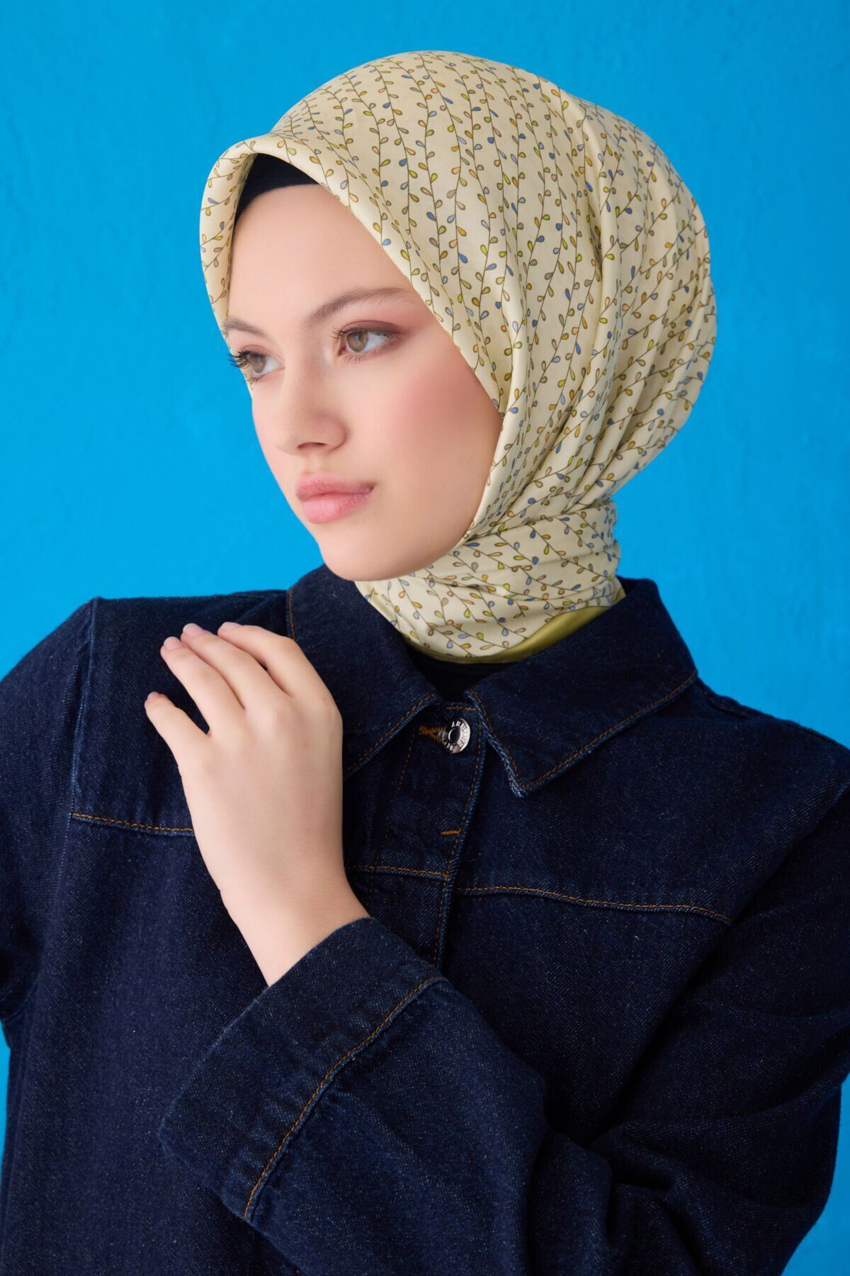 Belli İpek Eşarp 2025 İlkbahar-Yaz - 4128D-83 - Tivil