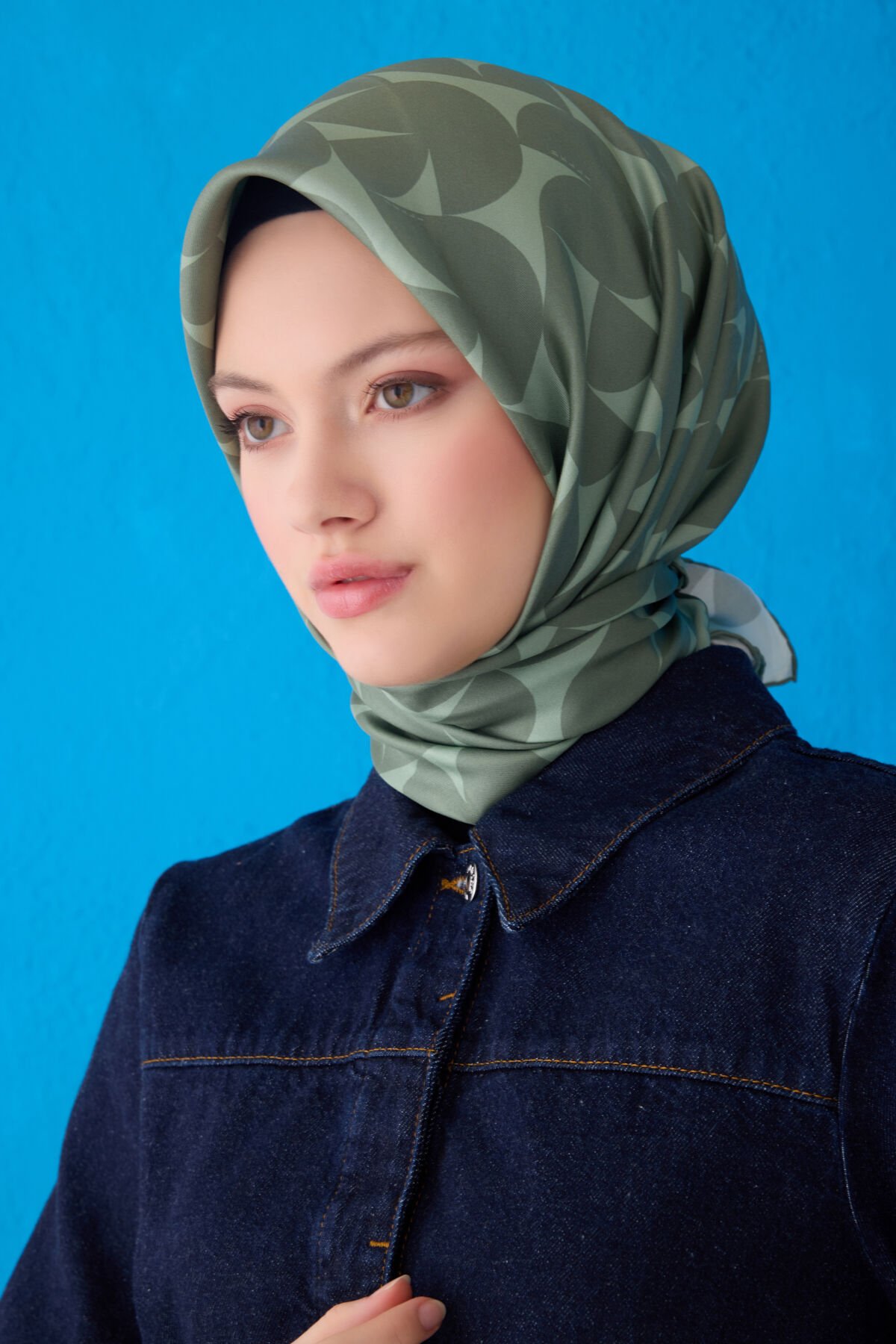 Belli İpek Eşarp 2025 İlkbahar-Yaz - 4117D-02 - Tivil