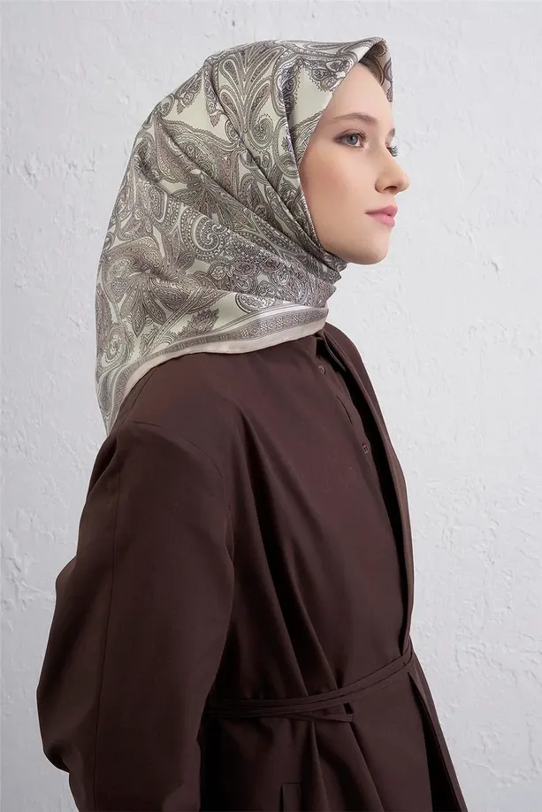 Armine İpek Eşarp 2025/2026 Sonbahar Kış - 9421D-84 - Tivil