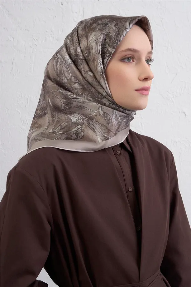 Armine İpek Eşarp 2025/2026 Sonbahar Kış - 9409D-83 - Tivil