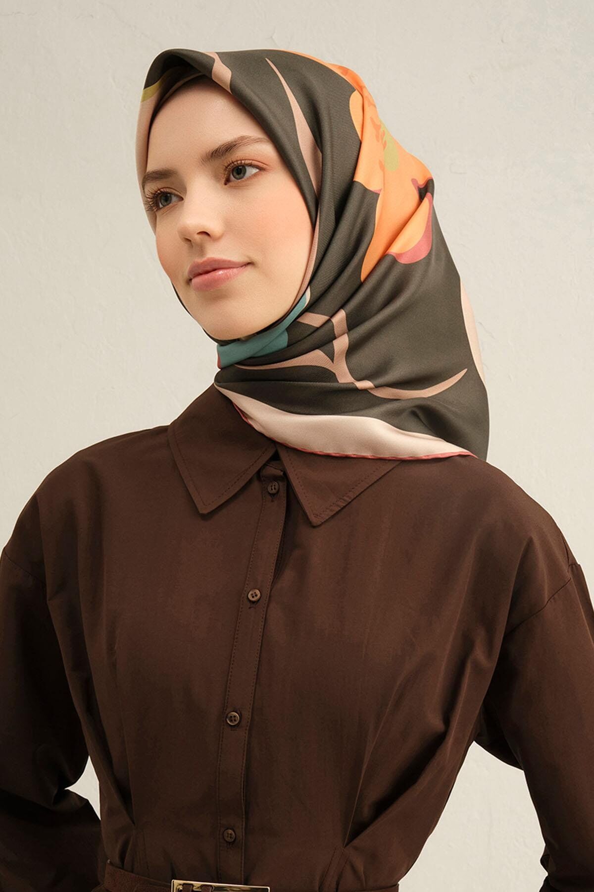 Armine İpek Eşarp 2025 İlkbahar-Yaz - 9317D-82 - Tivil