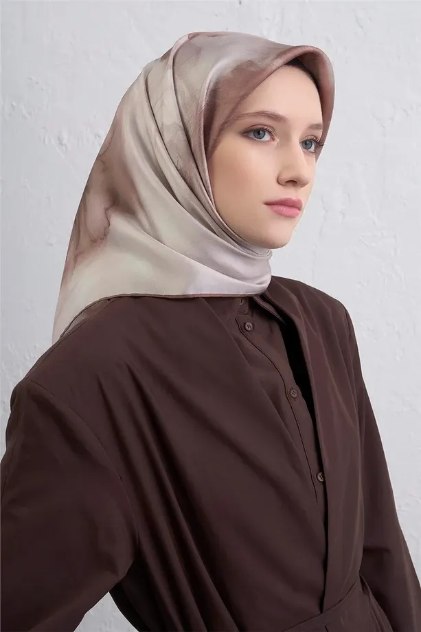 Armine İpek Eşarp 2025/2026 Sonbahar Kış - 9426D-82 - Sura