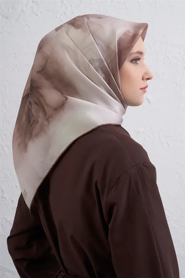 Armine İpek Eşarp 2025/2026 Sonbahar Kış - 9426D-82 - Sura