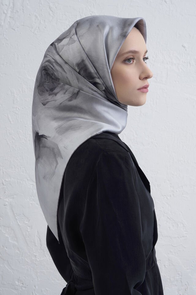 Armine İpek Eşarp 2025/2026 Sonbahar Kış - 9426D-83 - Sura