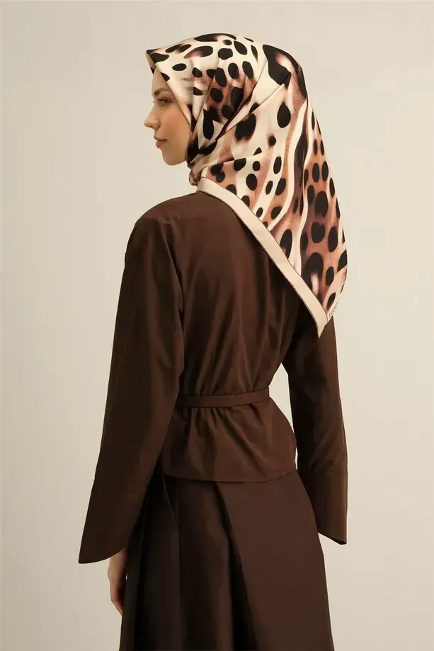 Armine İpek Eşarp 2025 İlkbahar-Yaz - 9320D-31 - Sura