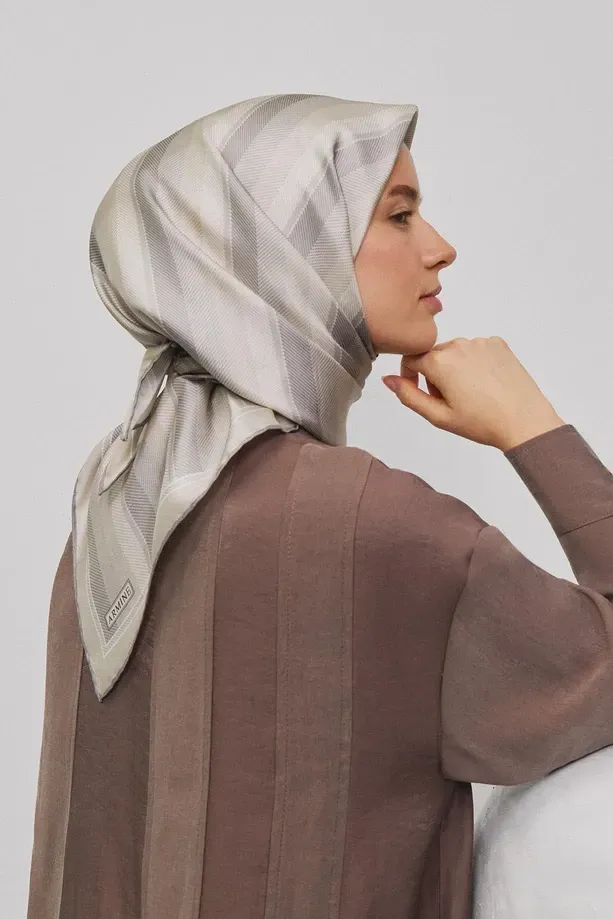 Armine İpek Eşarp 2025 İlkbahar-Yaz - 9327D-80 - Tivil