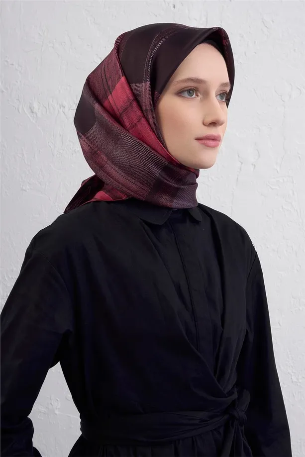 Armine İpek Eşarp 2025/2026 Sonbahar Kış - 9424D-82 - Tivil