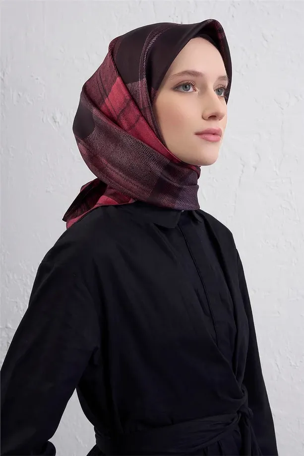 Armine İpek Eşarp 2025/2026 Sonbahar Kış - 9424D-82 - Tivil