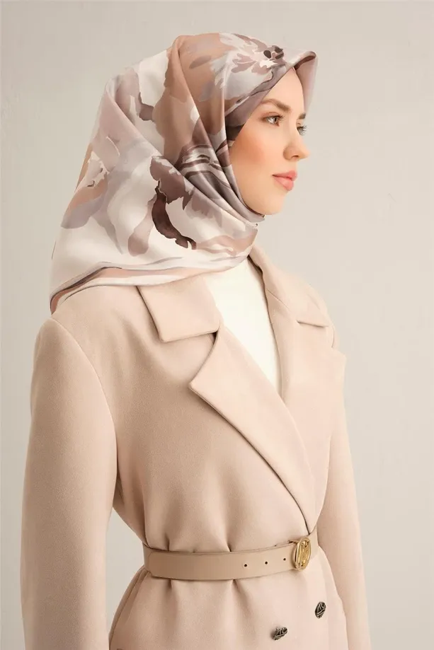 Armine İpek Eşarp 2025 İlkbahar-Yaz - 9340D-86 - Tivil
