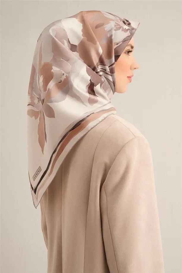 Armine İpek Eşarp 2025 İlkbahar-Yaz - 9340D-86 - Tivil