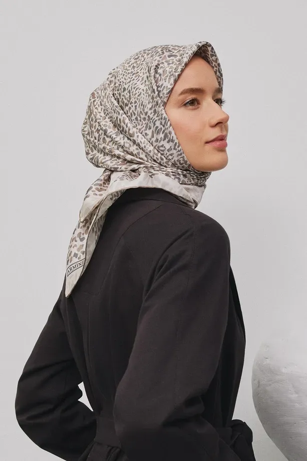 Armine İpek Eşarp 2025 İlkbahar-Yaz - 9352D-05 - Tivil