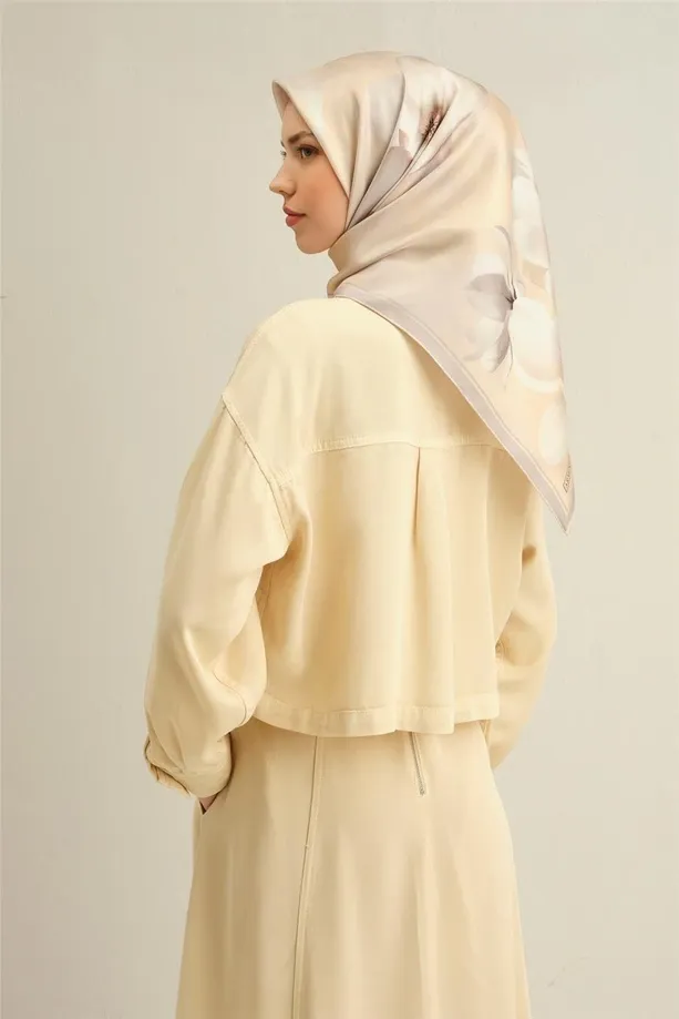 Armine İpek Eşarp 2025 İlkbahar-Yaz - 9305D-82 - Sura
