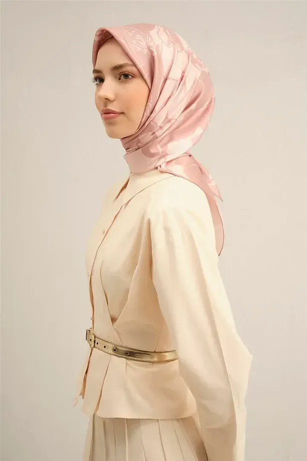 Armine İpek Eşarp 2025 İlkbahar-Yaz - 9344D-32 - Tivil