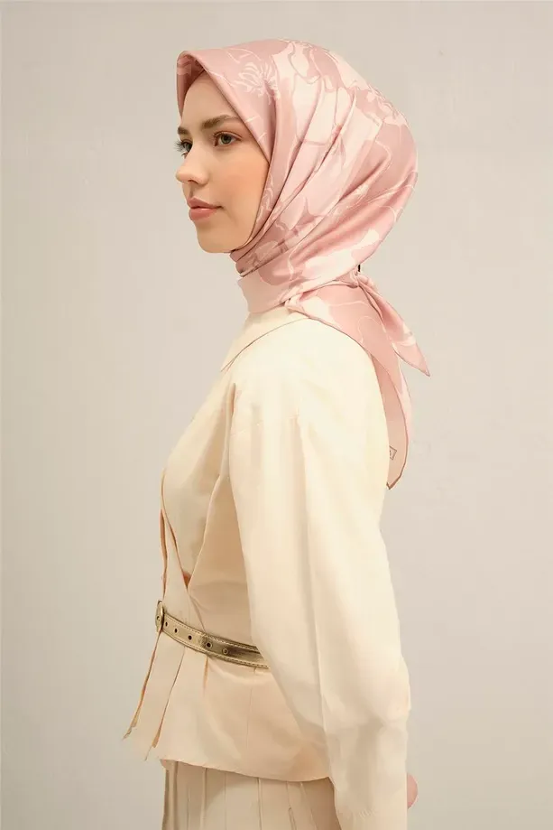 Armine İpek Eşarp 2025 İlkbahar-Yaz - 9344D-32 - Tivil