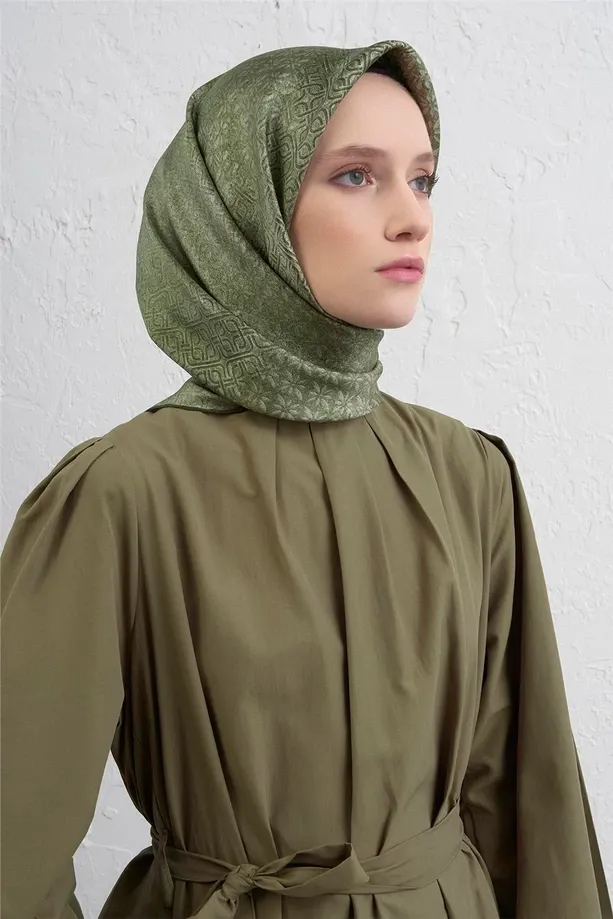 Armine İpek Eşarp 2025/2026 Sonbahar Kış - 9437D-15 - Tivil