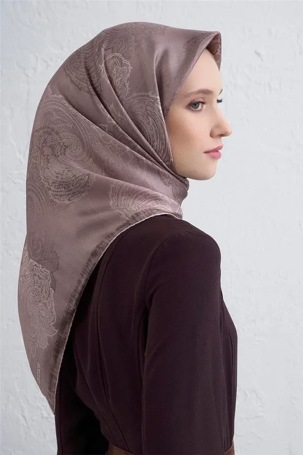 Armine İpek Eşarp 2025/2026 Sonbahar Kış - 9428D-37 - Tivil - Paisley Desen