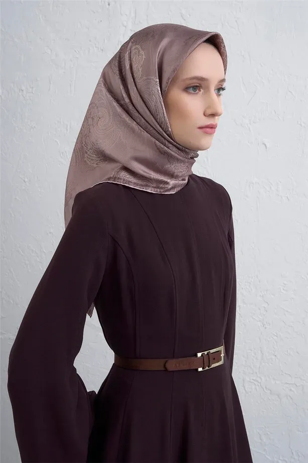 Armine İpek Eşarp 2025/2026 Sonbahar Kış - 9428D-37 - Tivil - Paisley Desen