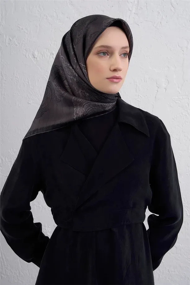 Armine İpek Eşarp 2025/2026 Sonbahar Kış - 9428D-52 - Tivil - Paisley Desen