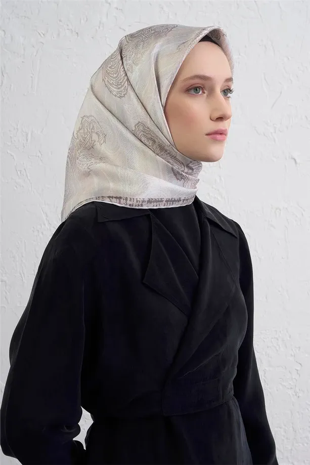 Armine İpek Eşarp 2025/2026 Sonbahar Kış - 9428D-35 - Tivil - Paisley Desen
