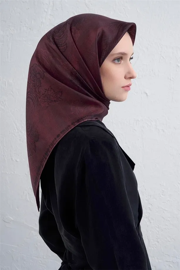 Armine İpek Eşarp 2025/2026 Sonbahar Kış - 9428D-82 - Tivil - Paisley Desen