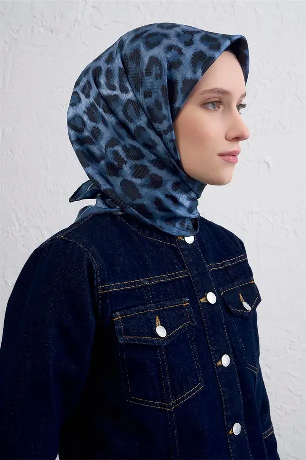 Armine İpek Eşarp 2025/2026 Sonbahar Kış - 9425D-33 - Tivil - Leopar Desen