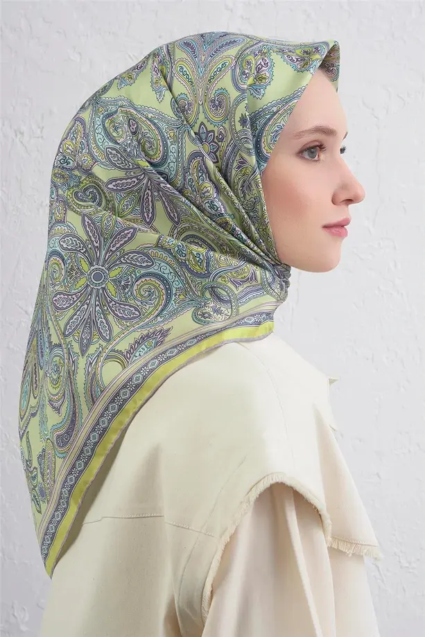 Armine İpek Eşarp 2025/2026 Sonbahar Kış - 9421D-83 - Tivil