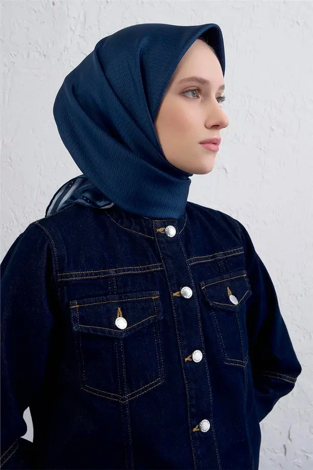 Armine İpek Eşarp 2025/2026 Sonbahar Kış - 9401D-81 - Tivil