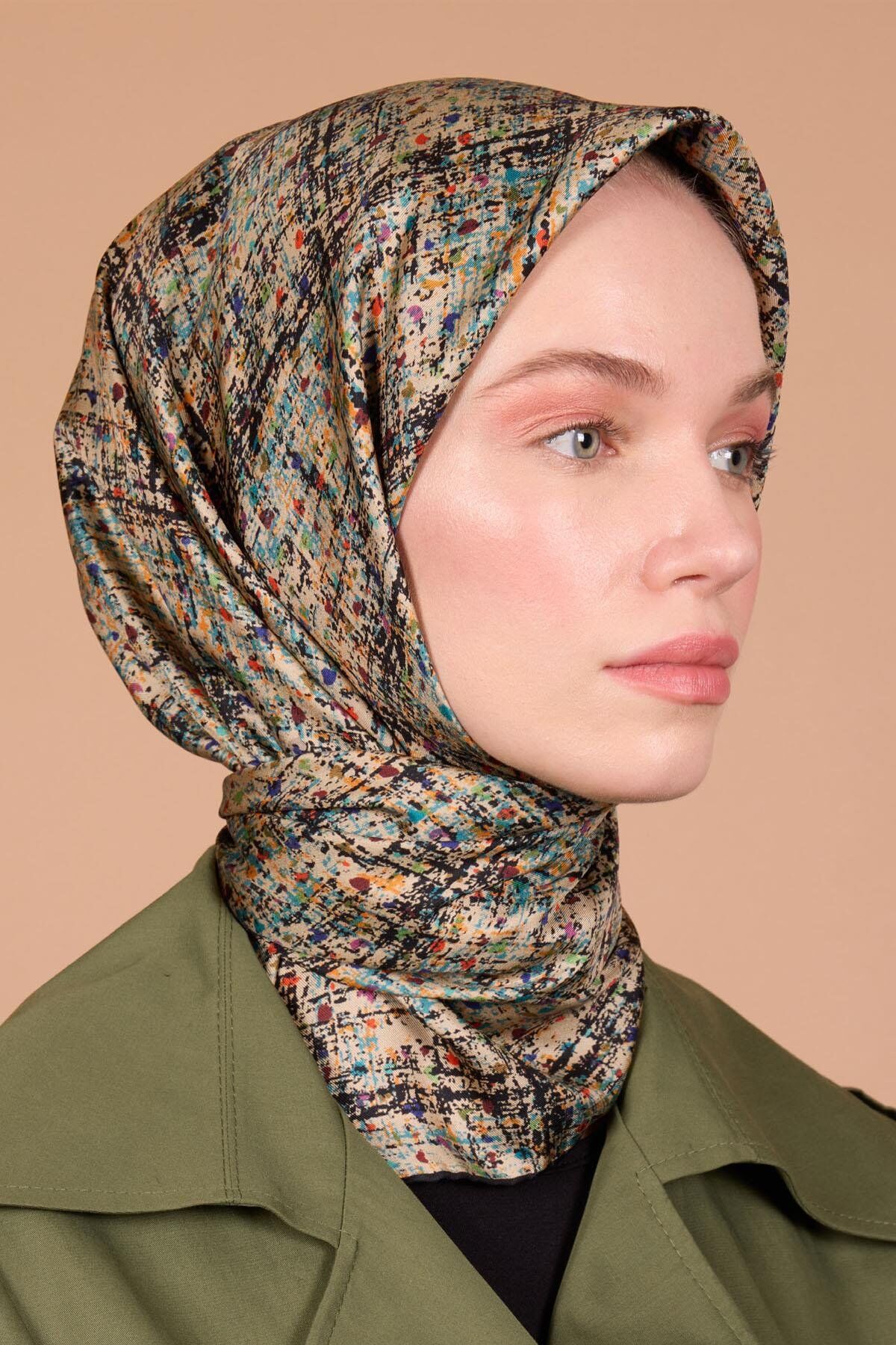 Aker İpek Eşarp - 2025/2026 Sonbahar-Kış - 9074701-311 - Sura