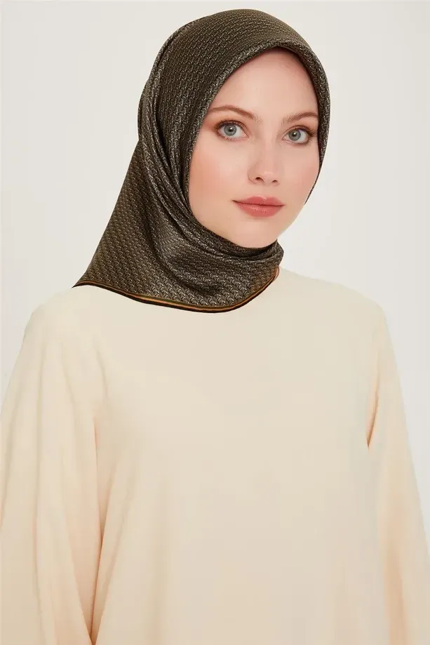 Armine İpek Eşarp 2024/2025 Sonbahar Kış - 9250D-82 - Tivil