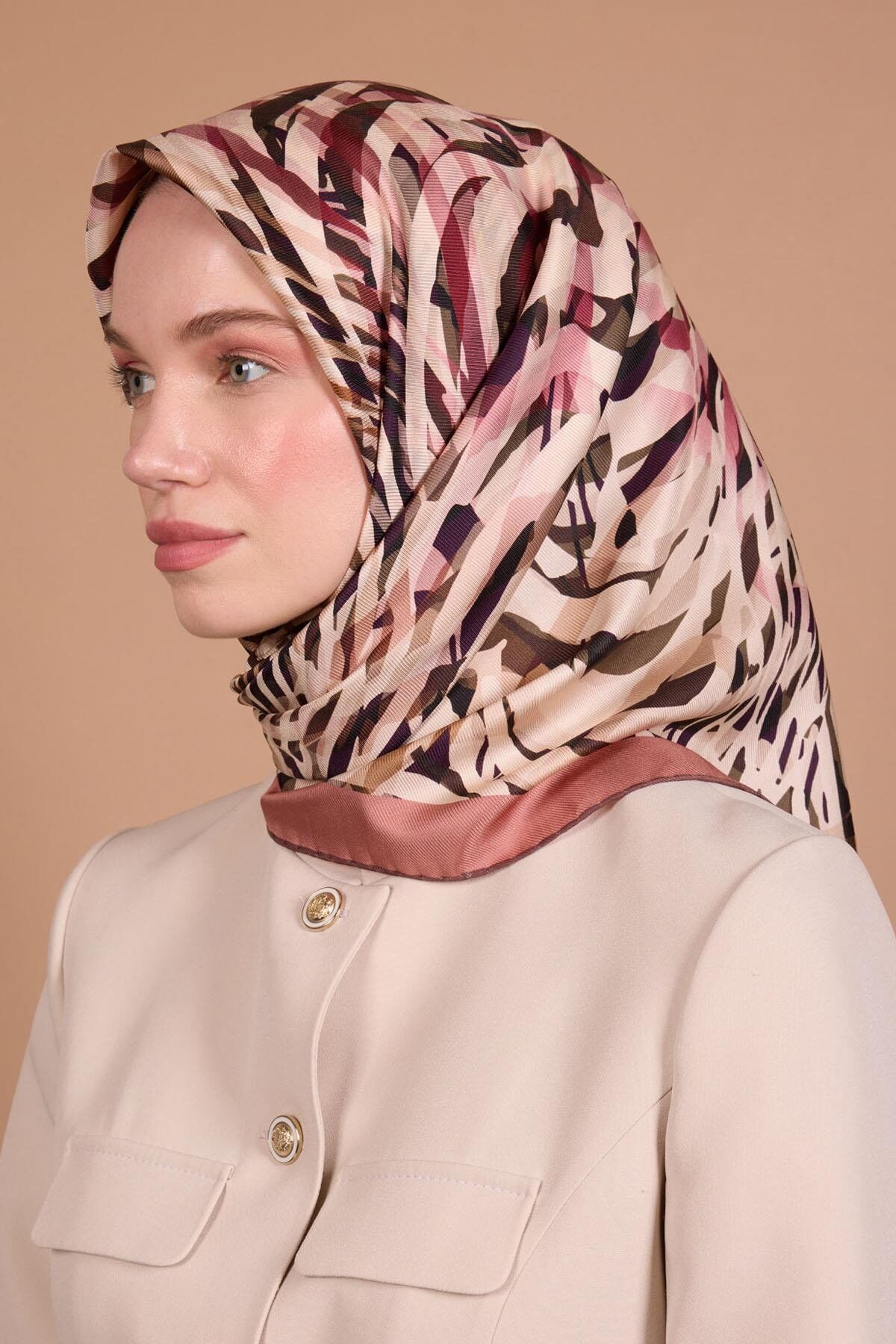 Cacharel Twill İpek Eşarp - 2025/2026 Sonbahar-Kış - 9024313-931 - Tivil