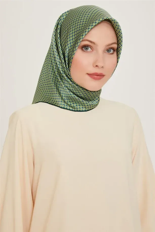 Armine İpek Eşarp 2024/2025 Sonbahar Kış - 9210D-50 - Tivil