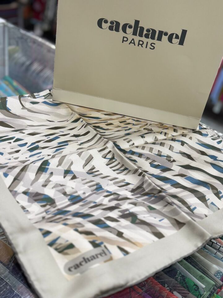 Cacharel Twill İpek Eşarp - 2025/2026 Sonbahar-Kış - 9024313 -952  Tivil