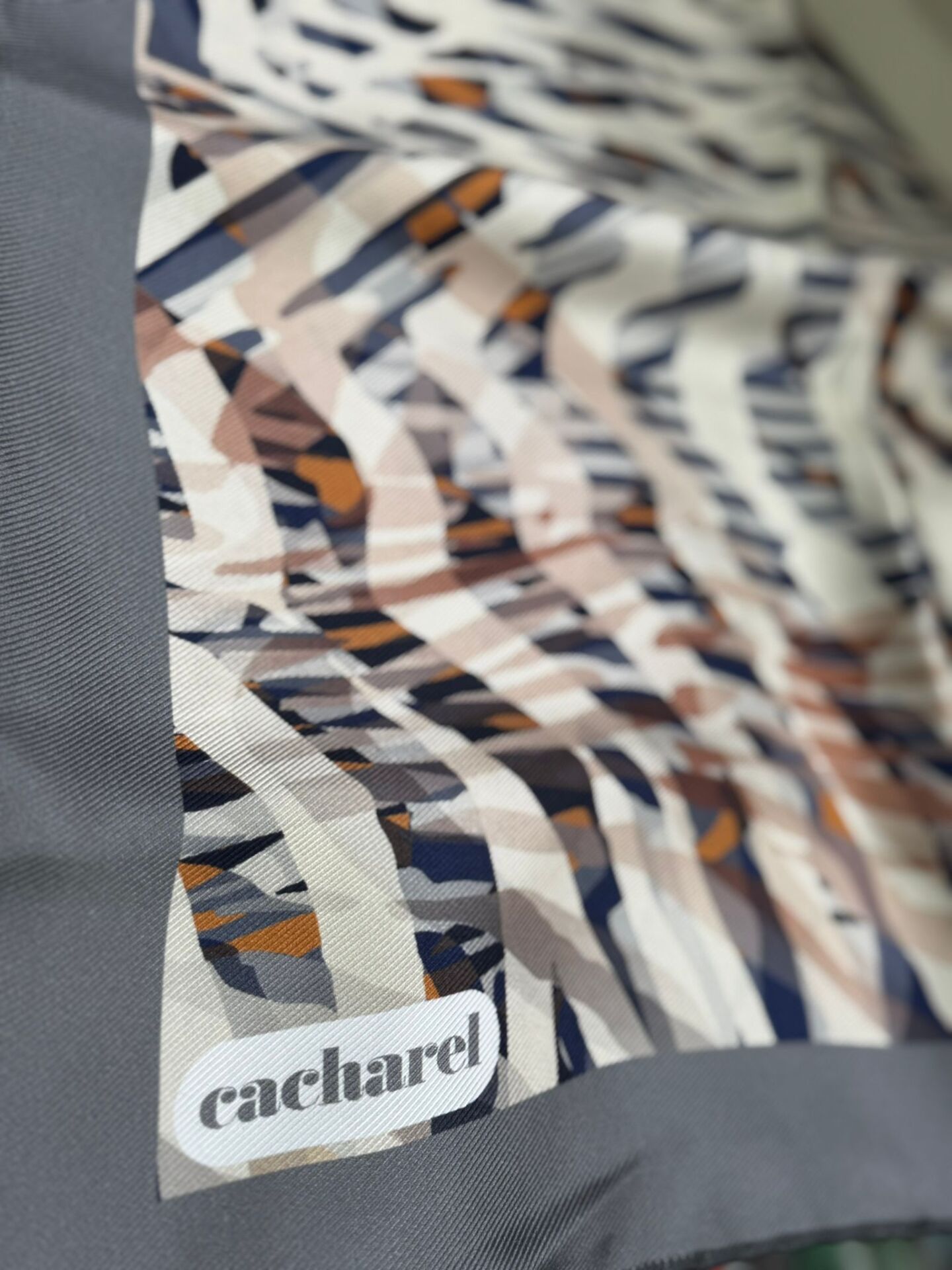 Cacharel Twill İpek Eşarp - 2025/2026 Sonbahar-Kış - 9024313 -971  Tivil