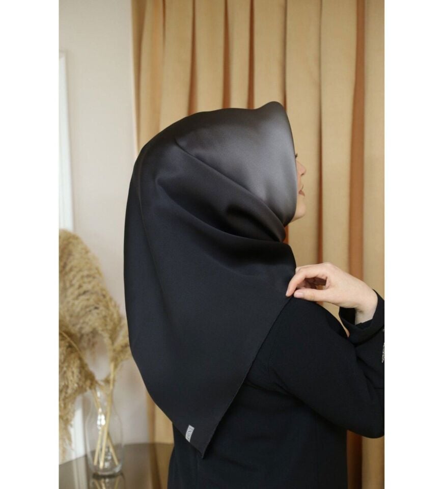 Armine Nostalji Serisi %100 İpek Eşarp 8917D-Sura