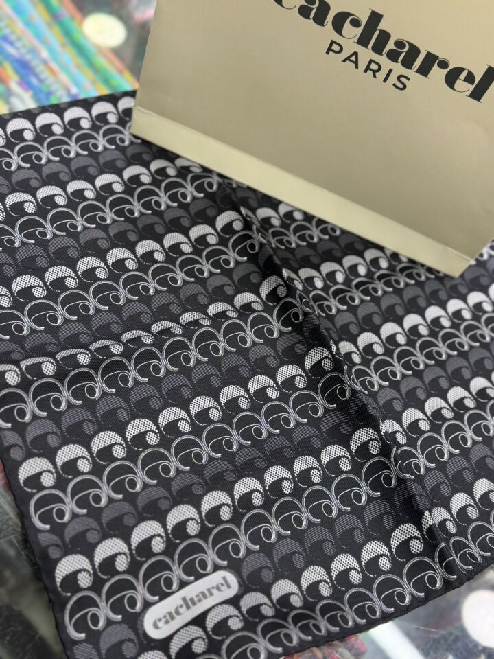 Cacharel Twill İpek Eşarp - 2025/2026 Sonbahar-Kış - 9003313-912 - Tivil