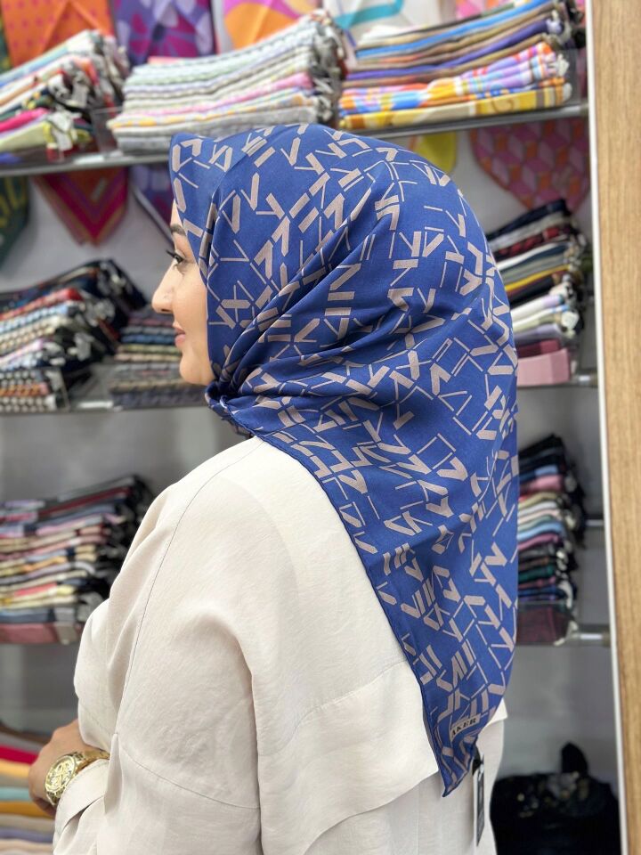 Aker İpek Eşarp - 2025/2026 Sonbahar-Kış - 9066701-322 - Sura