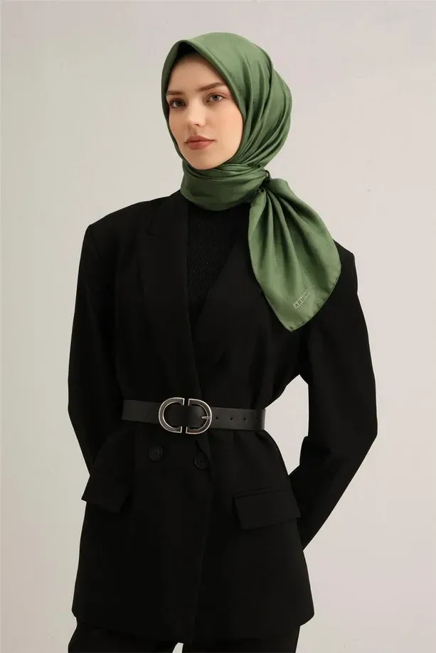 Armine Jakarlı İpek Eşarp - Monogram Desen 2000-180119