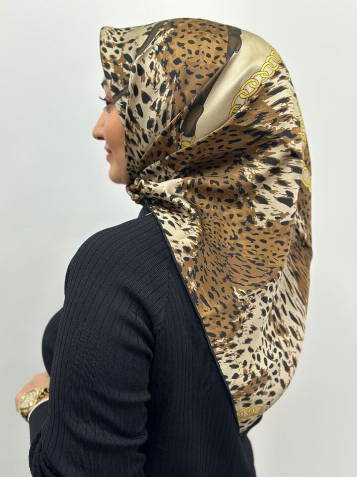 Aker İpek Eşarp - 2025/2026 Sonbahar-Kış - 9063701-311 - Sura