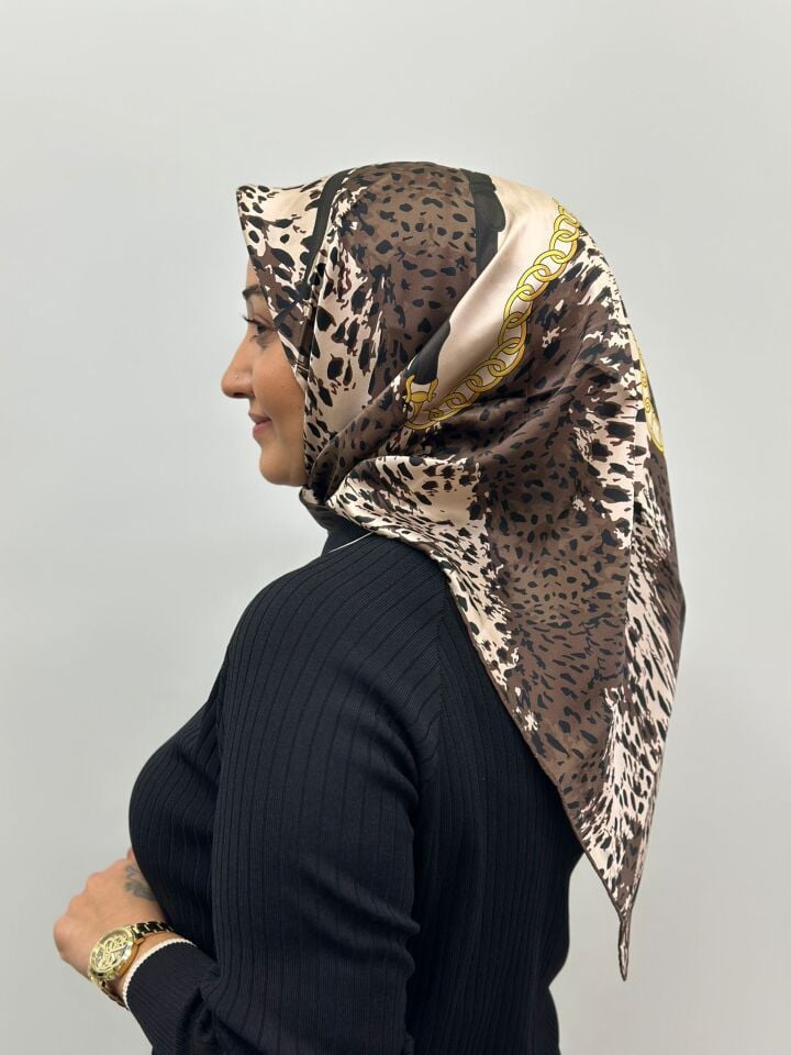 Aker İpek Eşarp - 2025/2026 Sonbahar-Kış - 9063701-331 - Sura