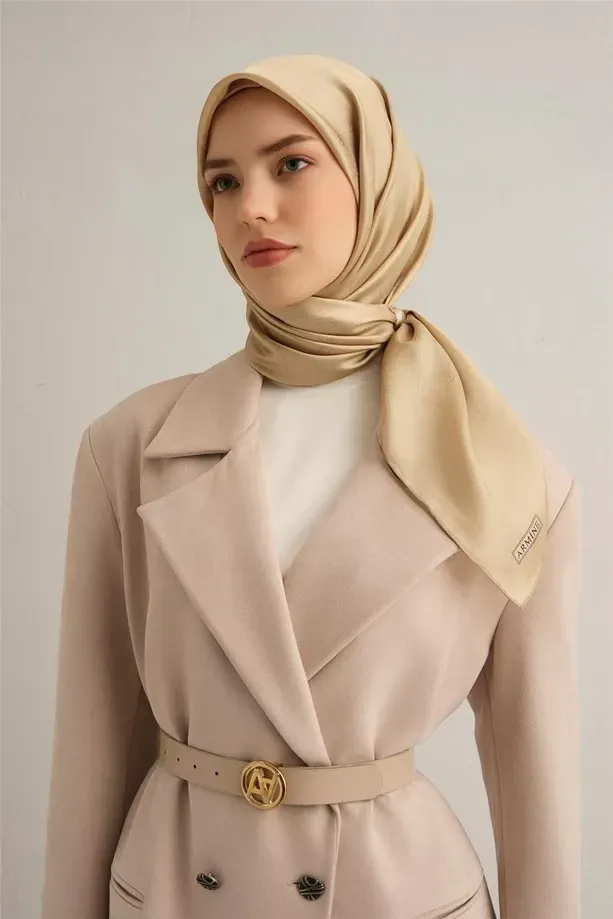 Armine Jakarlı İpek Eşarp - Monogram Desen -2000-03