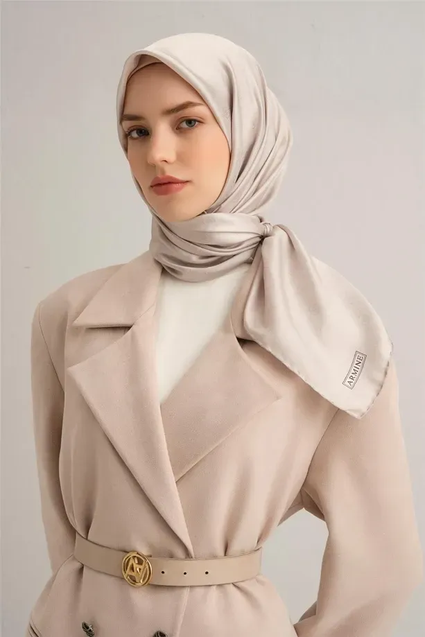Armine Jakarlı İpek Eşarp - Monogram Desen -2000-02