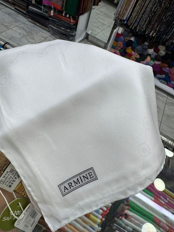 Armine Jakarlı İpek Eşarp - Monogram Desen -2000-400 Beyaz