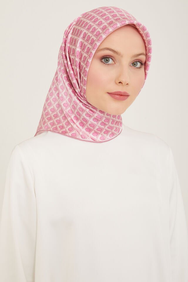 Armine İpek Eşarp 2024 İlkbahar-Yaz - 9109D-01 - Sura