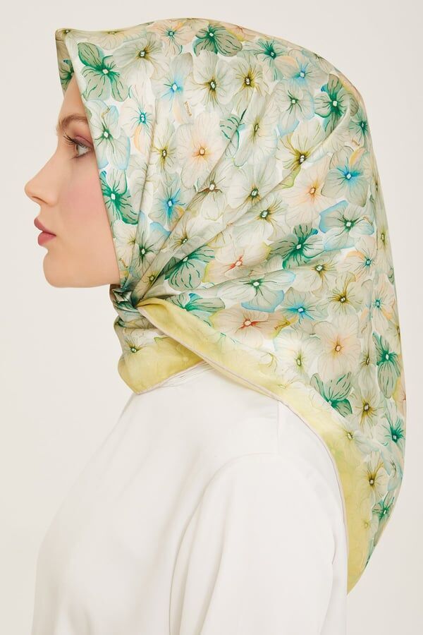Armine İpek Eşarp 2024 İlkbahar-Yaz - 9108D-02 - Sura