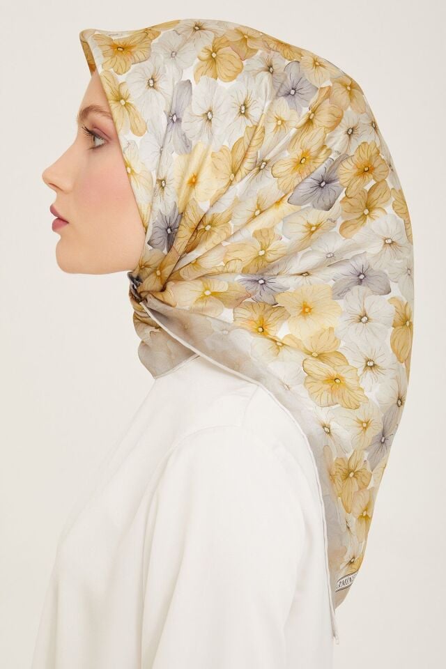 Armine İpek Eşarp 2024 İlkbahar-Yaz - 9108D-34 - Sura